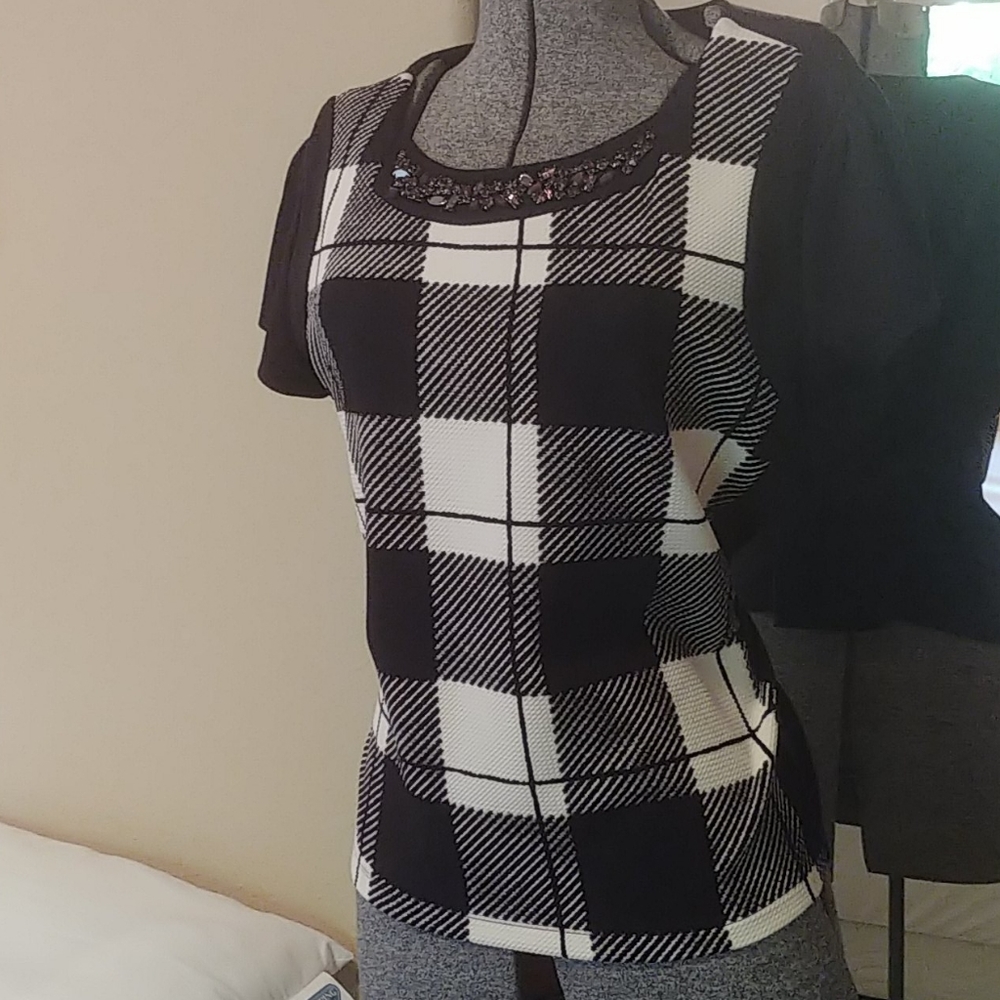 Supper unique beautiful blouse